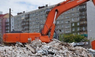 Вывоз строительного мусора с участка в Домодедово недорого от 1571 руб. | ИП Садыков В. Р.
